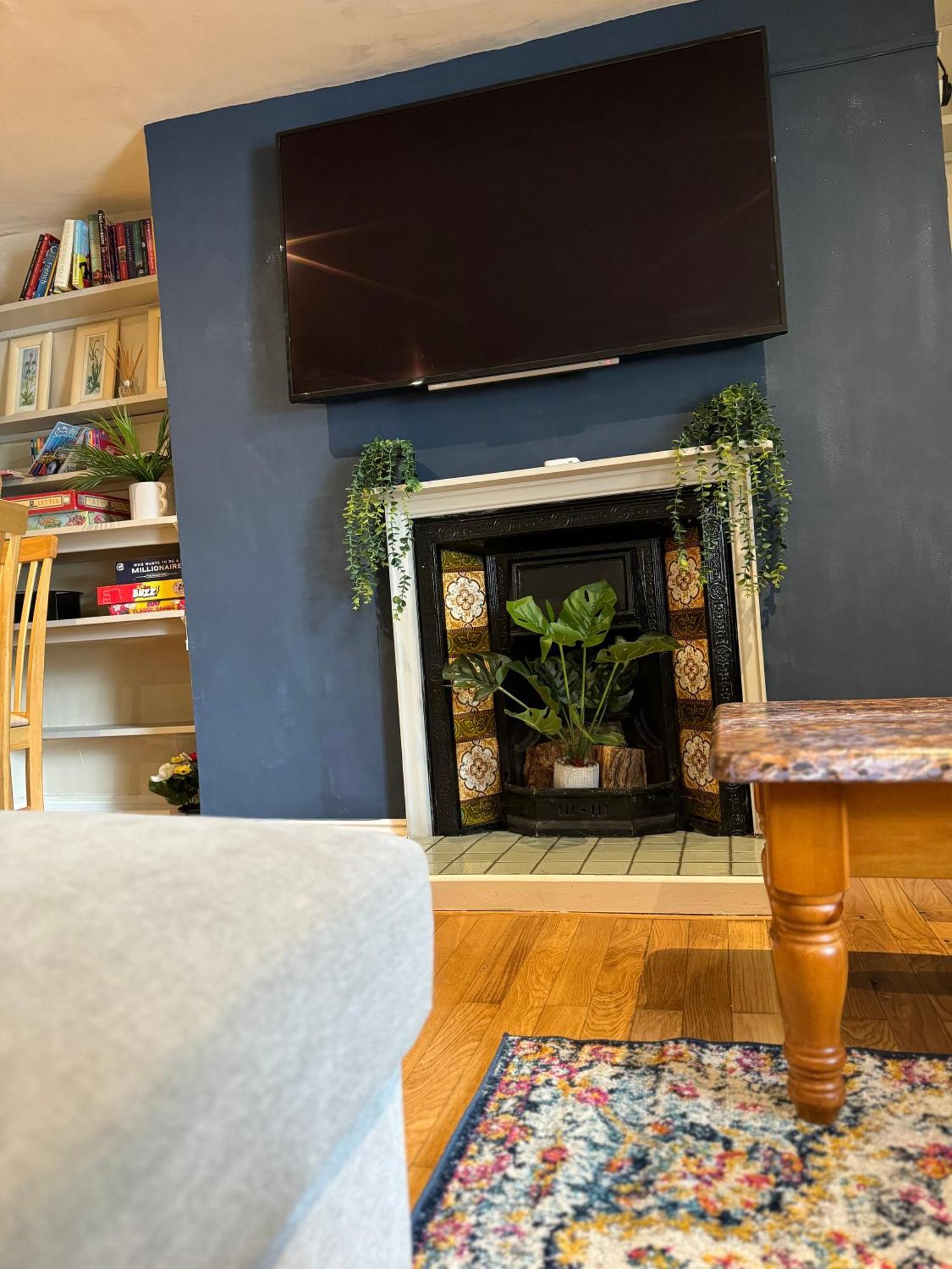 Beautiful Townhouse Next To Royal Victoria Park And Botanical Gardens Within Easy Walking Distance To Bath City Centre Екстер'єр фото