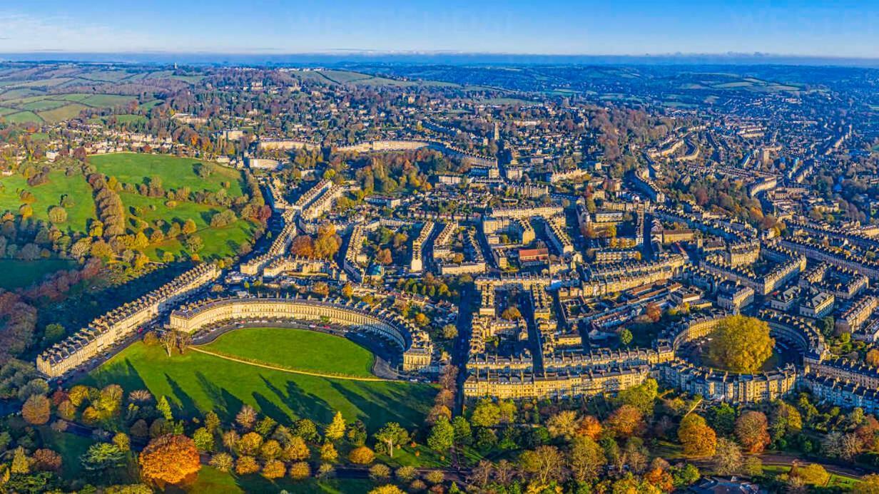 Beautiful Townhouse Next To Royal Victoria Park And Botanical Gardens Within Easy Walking Distance To Bath City Centre Екстер'єр фото